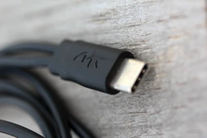 reConnect MIDI cable